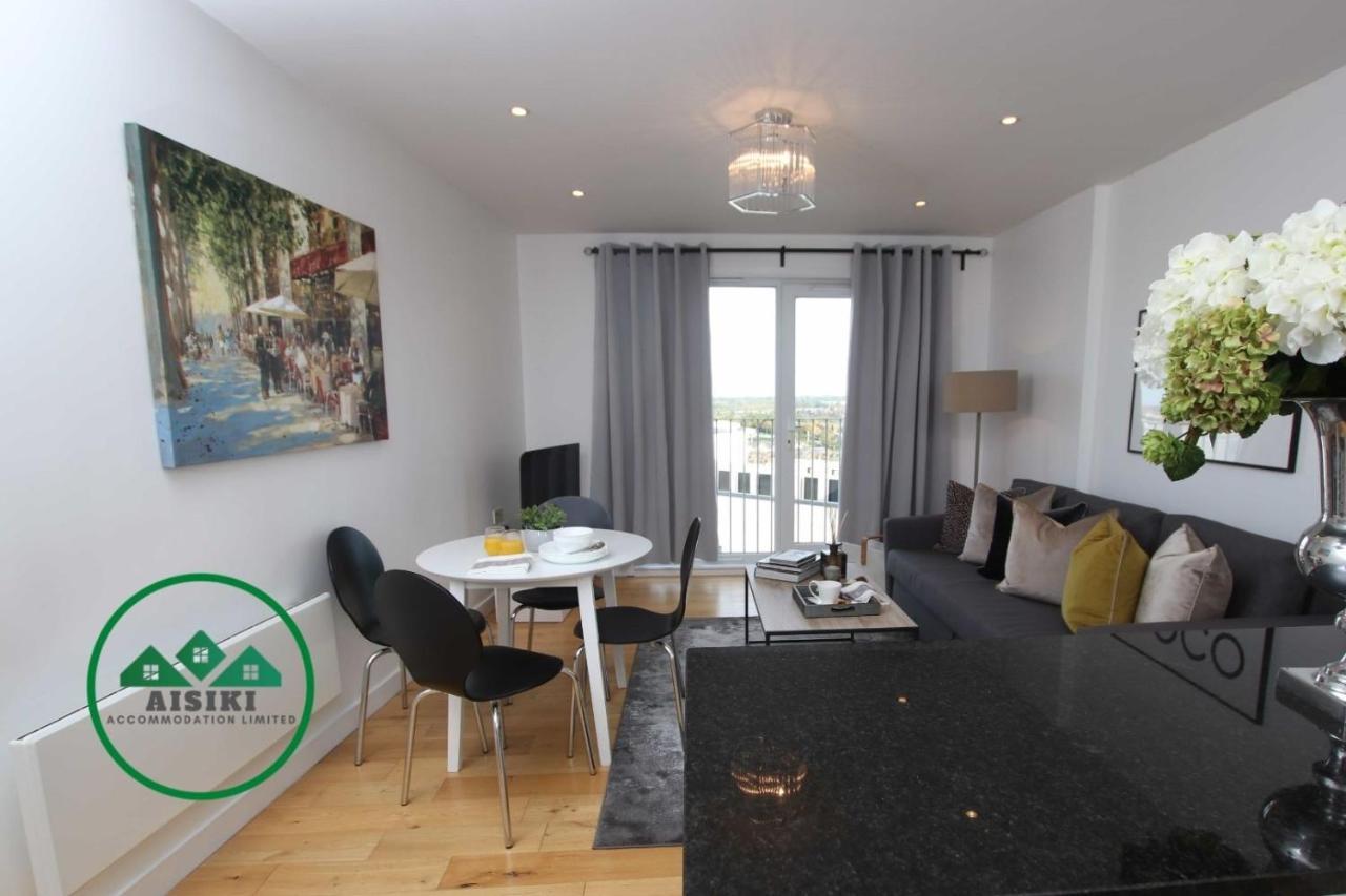 Aisiki At Clarendon Lofts, 2 Bedrooms And 2 Bathrooms Flat,king Or Twin Beds, With Free Wifi And Free Parking Watford (Hertfordshire)