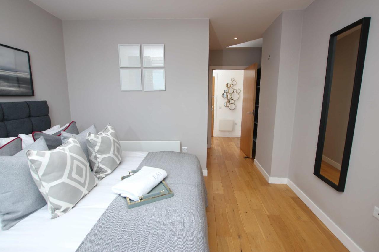 Apartment Aisiki At Clarendon Lofts, 2 Bedrooms And 2 Bathrooms Flat,king Or Twin Beds, With Free Wifi And Free Parking *