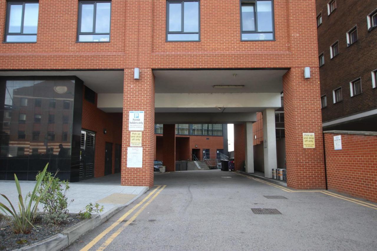 Aisiki At Clarendon Lofts, 2 Bedrooms And 2 Bathrooms Flat,king Or Twin Beds, With Free Wifi And Free Parking * Watford (Hertfordshire)